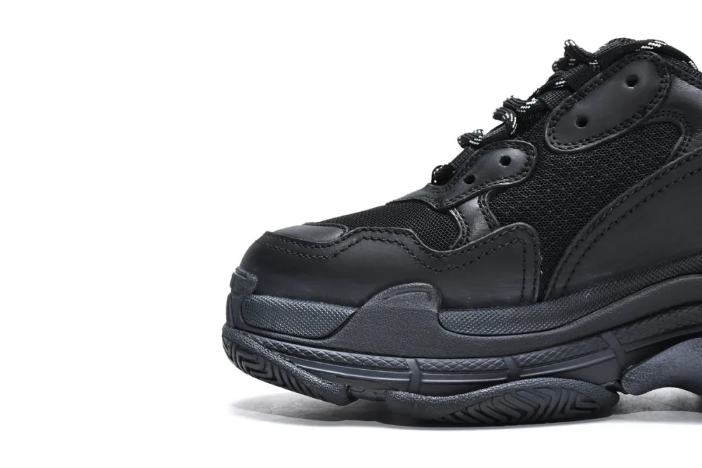  Balenciaga Triple S Black 512176 W0901 1000