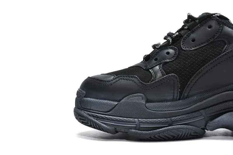  Balenciaga Triple S Black 512176 W0901 1000