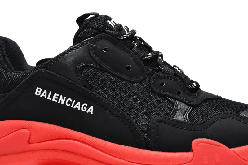  Balenciaga Triple S Black Dark Red 536737 W2FZ1 1060