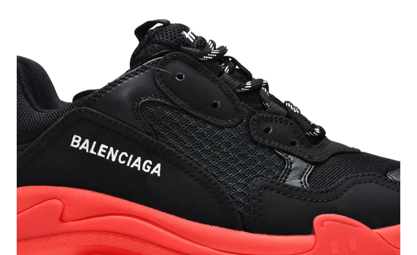  Balenciaga Triple S Black Dark Red 536737 W2FZ1 1060