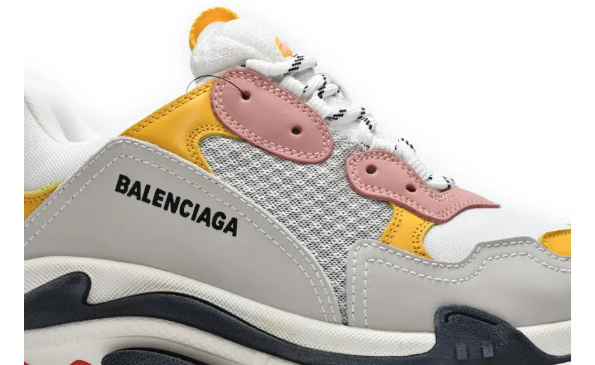  Balenciaga Triple S White Light Pink 524038 W09O5 9035