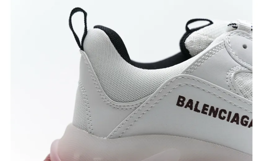  Balenciaga Triple S Milk White Black 0625 W09O1