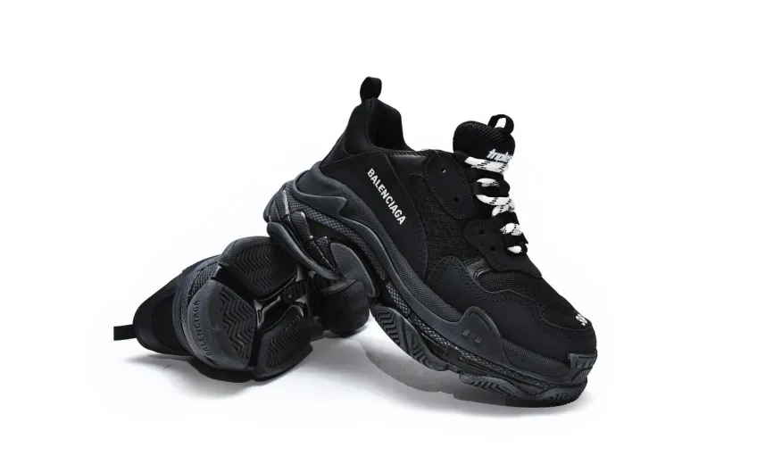  Balenciaga Triple S Black 541624 W09O1 1000 