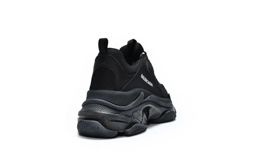  Balenciaga Triple S Black 541624 W09O1 1000 