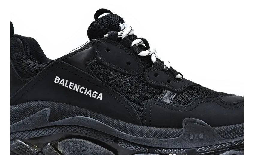  Balenciaga Triple S Black 541624 W09O1 1000 