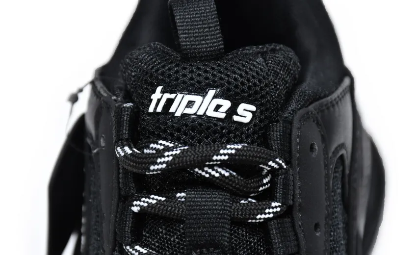  Balenciaga Triple S Black 541624 W2FB1 1000