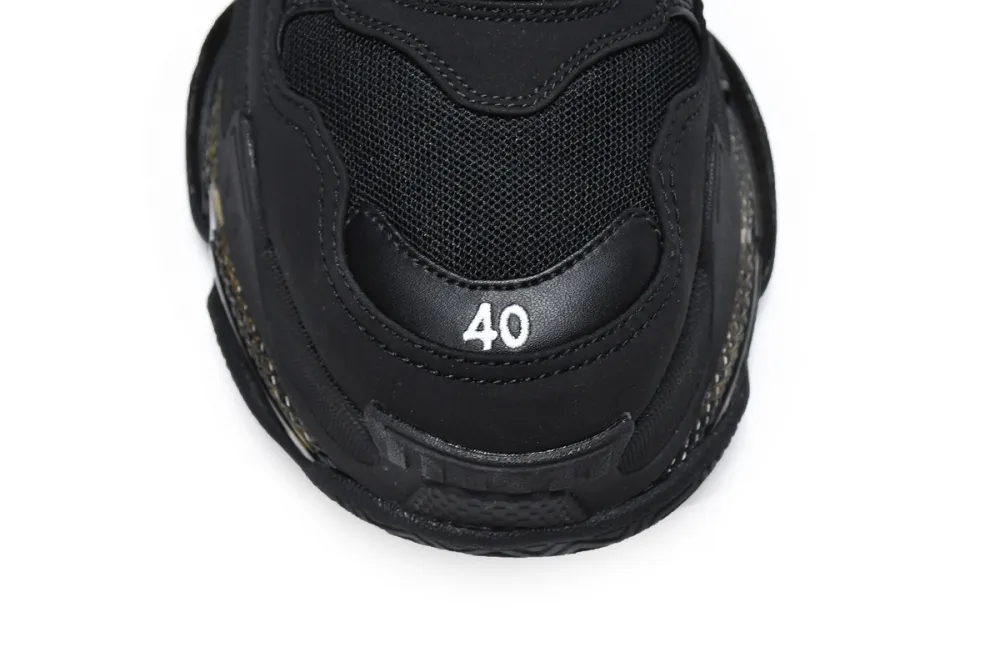  Balenciaga Triple S Black 541624 W2FB1 1000