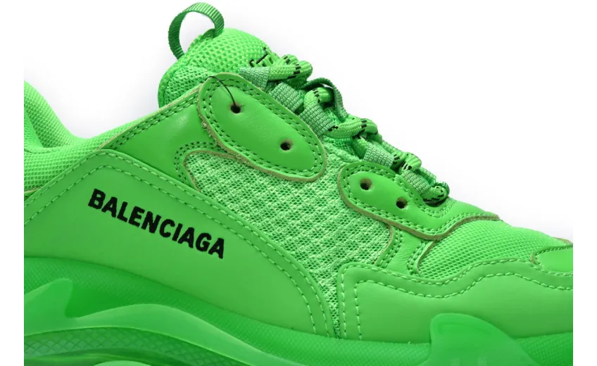  Balenciaga Triple S Fluorescent Green 541624 W09OL 3801