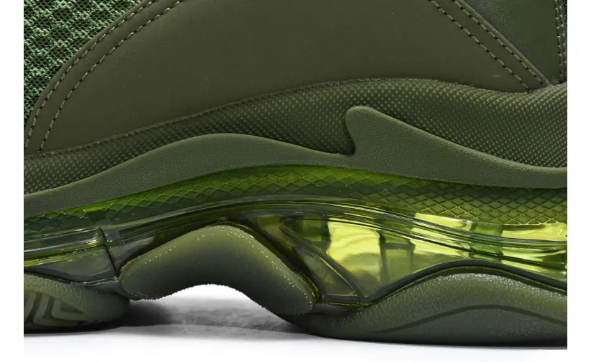  Balenciaga Triple S Pitch Green 541624 W2GA1 2325