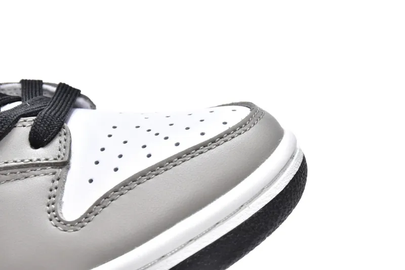  Nike Dunk Low Light Smoke Grey DO7412-22
