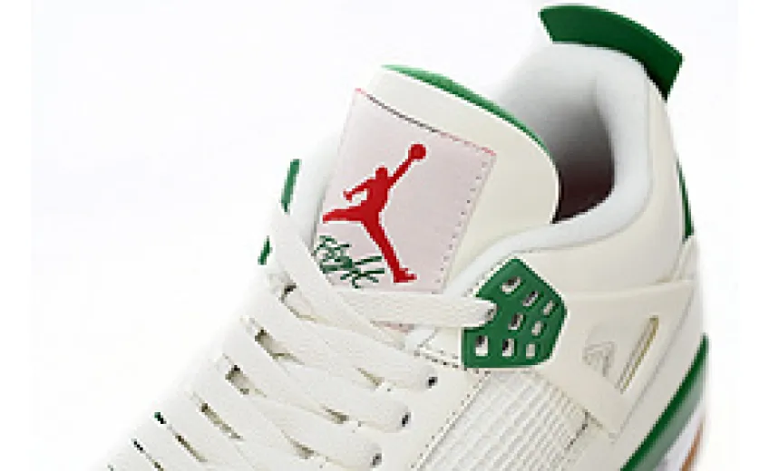 Nike SB X Air Jordan 4 Retro SP Pine Green  DR5415-103