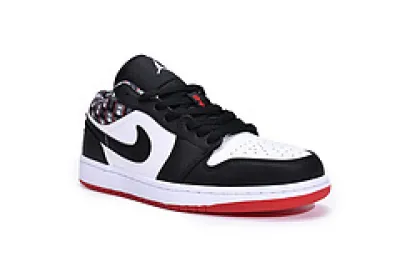 Air Jordan 1 Low Quai 54 DM0095-106 02