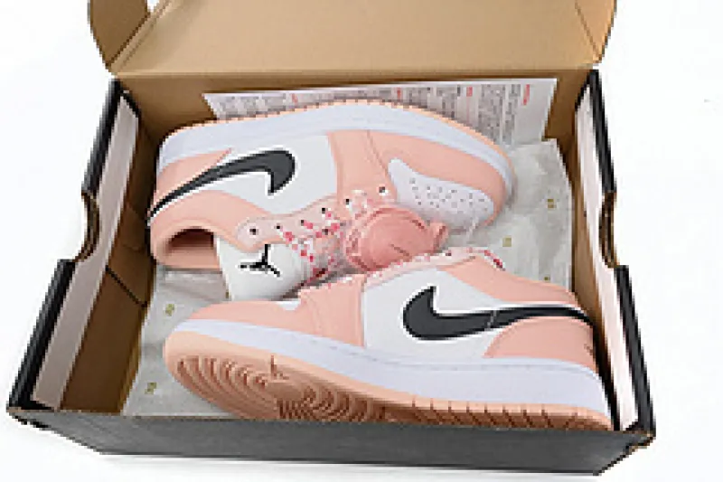 fake jordan 1 low light arctic pink