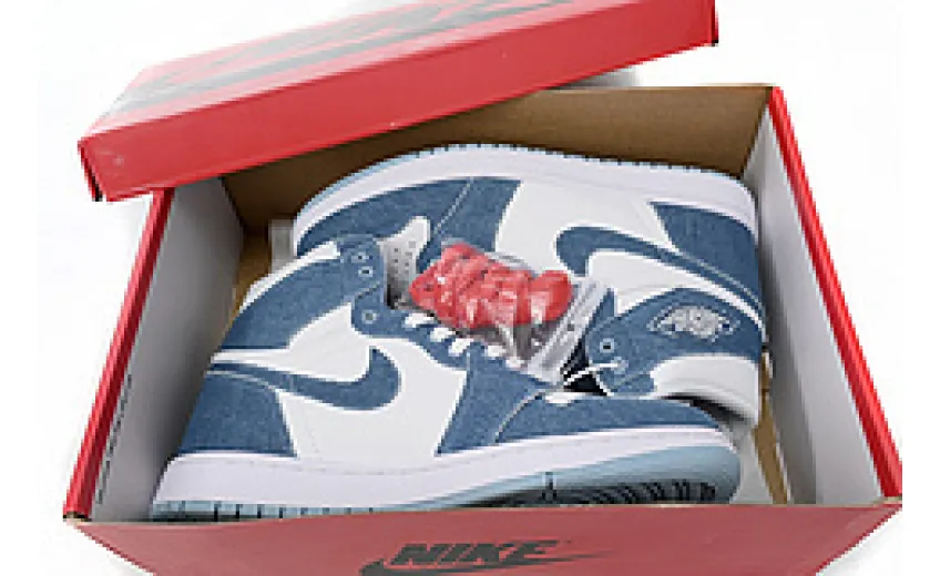 Air Jordan 1 High Denim