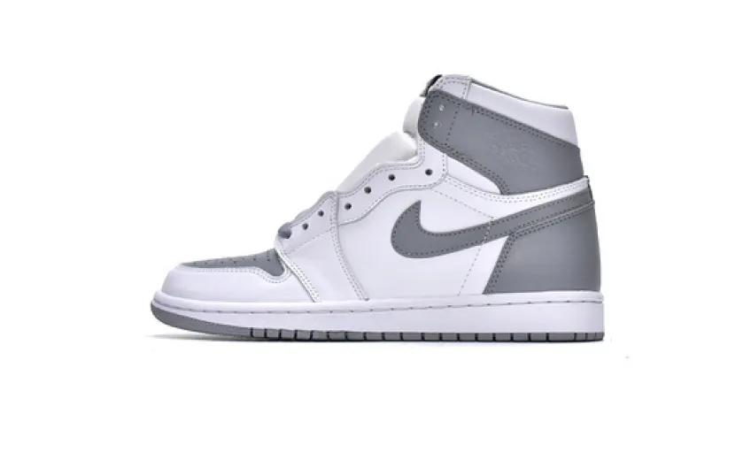 Jordan 1 Retro High OG Stealth 555088-037