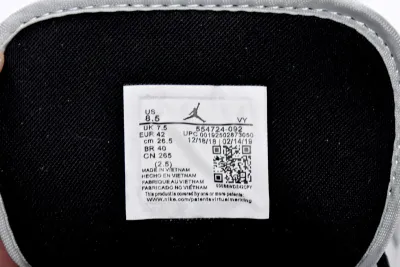 Jordan 1 Mid Light Smoke Grey 554724-092  02