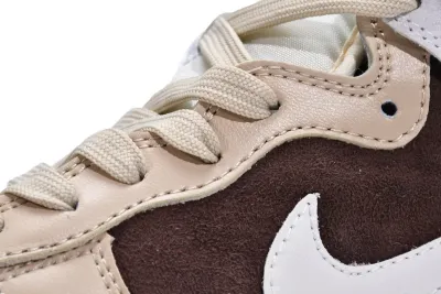 Nike Dunk High Light Chocolate DH5348-100 02