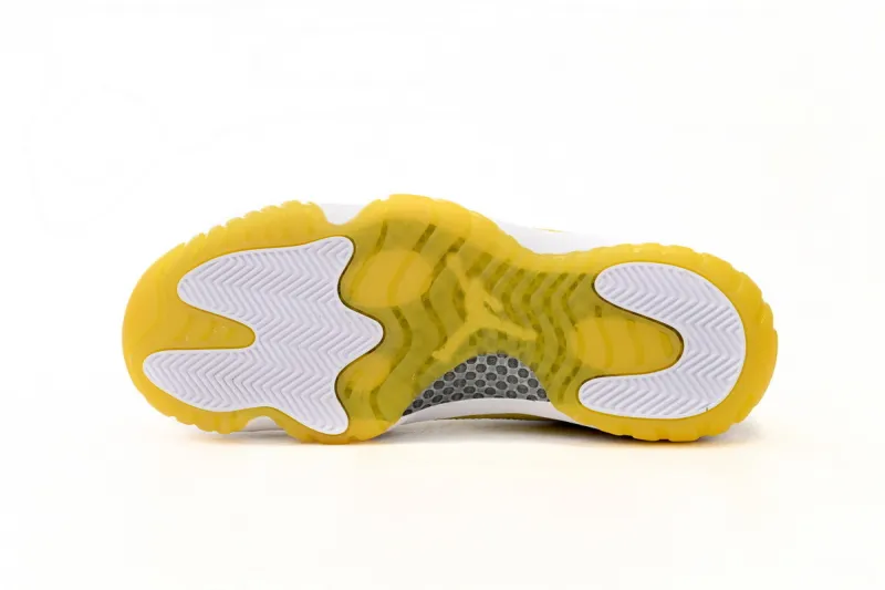 air jordan 11 low yellow snakeskin reps