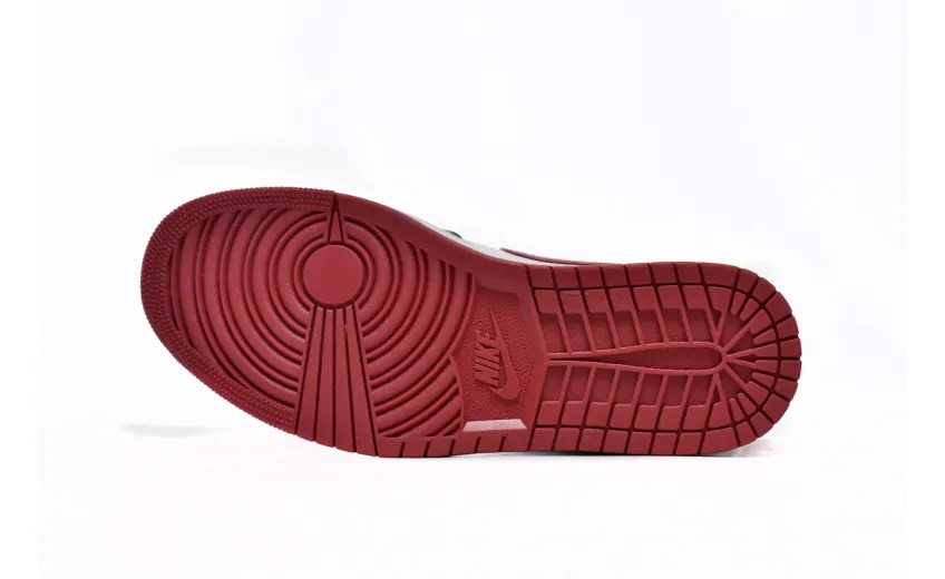 fake air jordan 1 mid bred