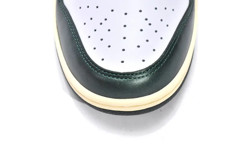 fake nike dunk vintage green