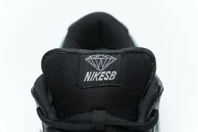 Nike SB Dunk Low Diamond Supply Co. Black Diamond BV1310-001 02