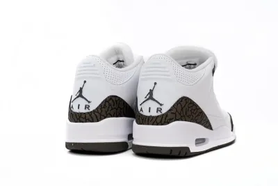 Jordan 3 Retro Mocha (2018) 136064-122 02