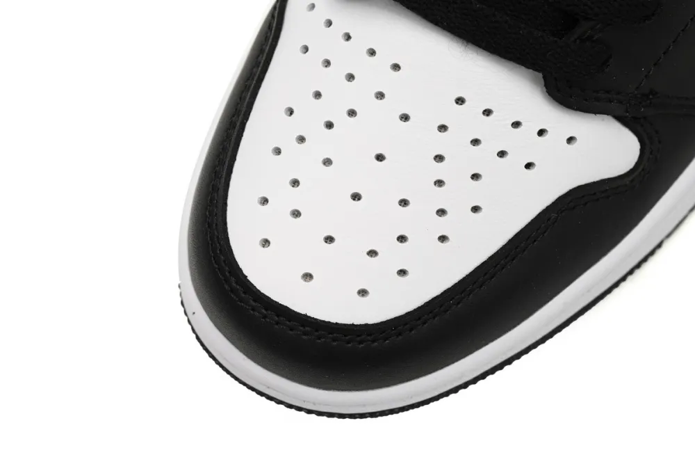 fake black and white jordan1