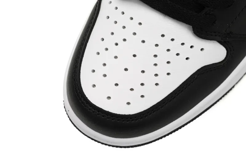 fake black and white jordan1