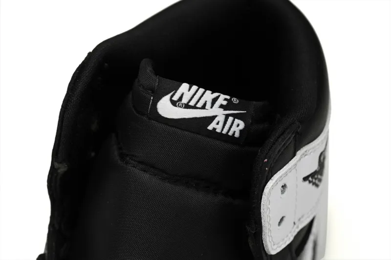 jordan 1 high black white replica