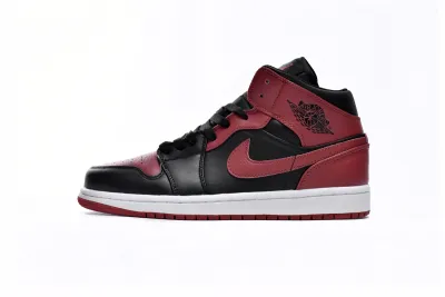 Jordan 1 Mid Banned (2020) 554724-074 01