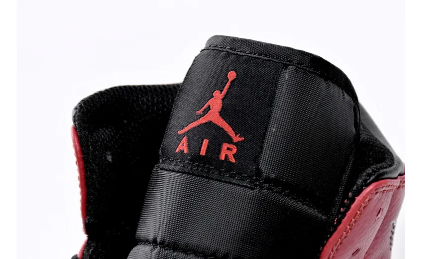 fake air jordan mid banned