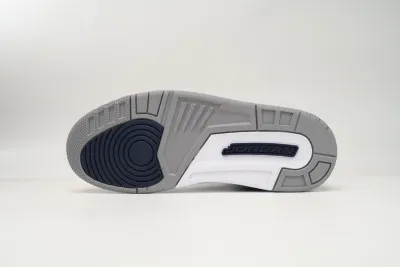 Jordan 3 Retro Midnight Navy CT8532-140 02