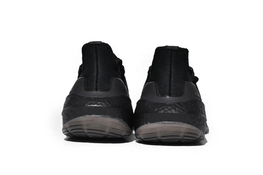 ultraboost 22 triple black reps