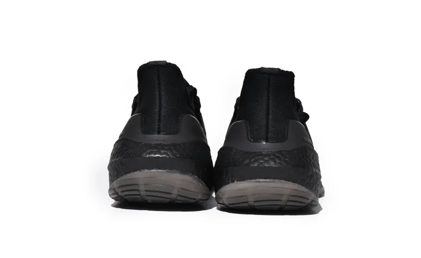 ultraboost 22 triple black reps
