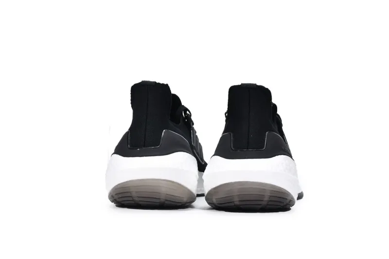 fake ultra boost 22 black and white