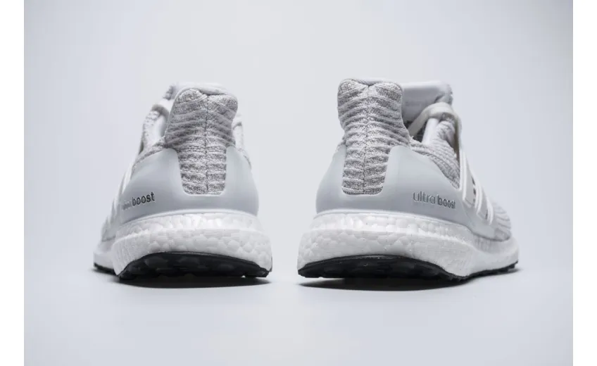 ultraboost 4 white replica