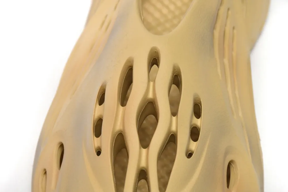 desert sand foam runner replica