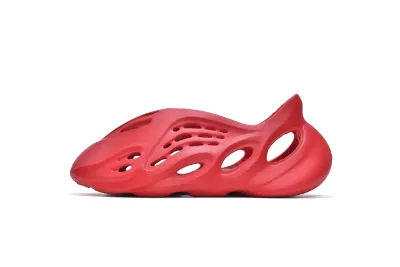adidas Yeezy Foam RNNR Vermillion GW3355 01