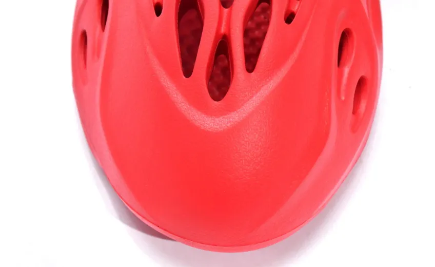 fake yeezy foam rnnr vermillion