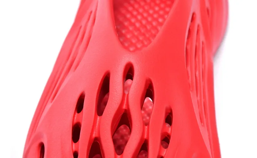 adidas foam rnnr vermillion reps
