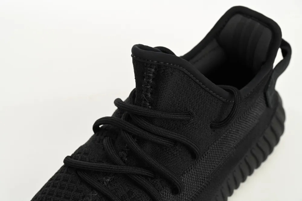 yeezy 350 v2 onyx reps