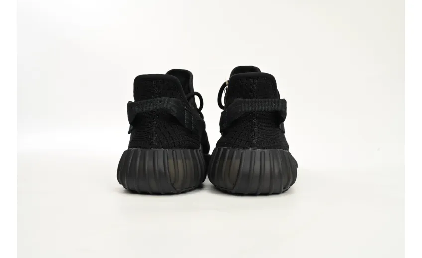 yeezy 350 boost v2 onyx reps
