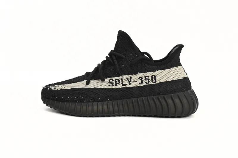 fake yeezy core black white