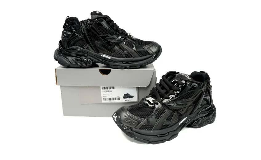 Balenciaga Runner Black 656065W3RA11000 