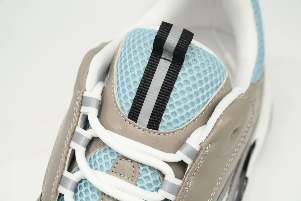 Dior B22 White Blue SN231YXX H865