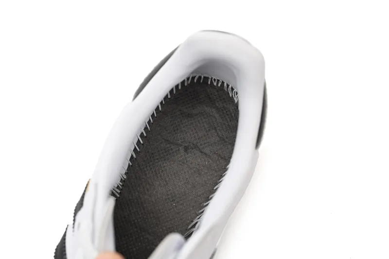 Adidas Samba OG Cloud White Core Black  IE0578