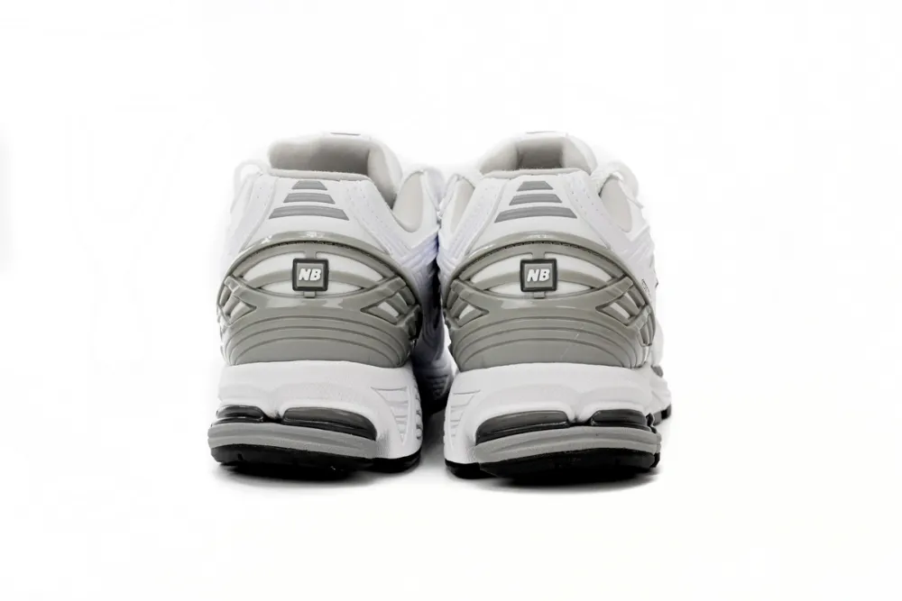 New Balance 1906R White Rain Cloud M1906RE