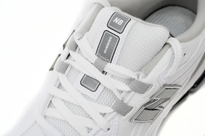 New Balance 1906R White Rain Cloud M1906RE