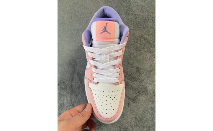 Jordan 1 Low SE Arctic Punch CK3022-600
