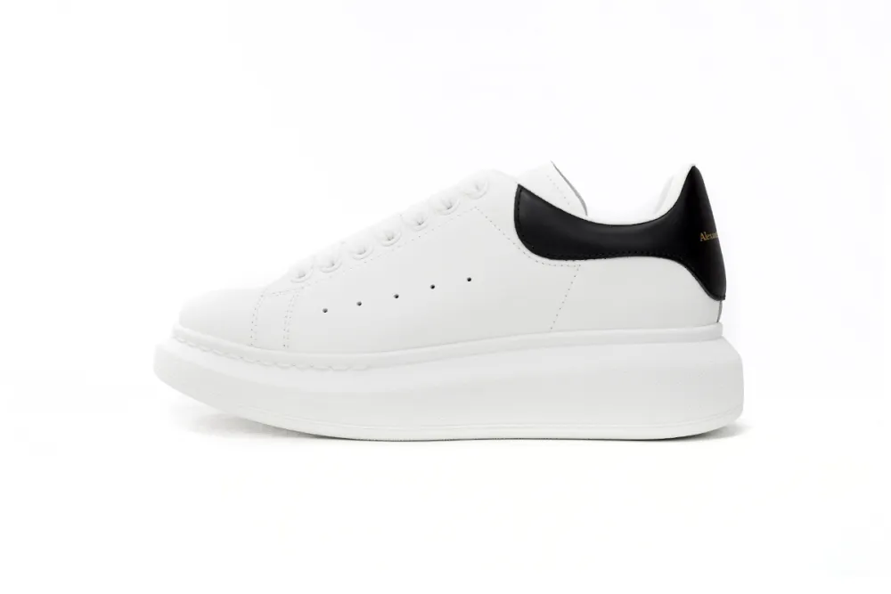fake Alexander McQueen Black and White 